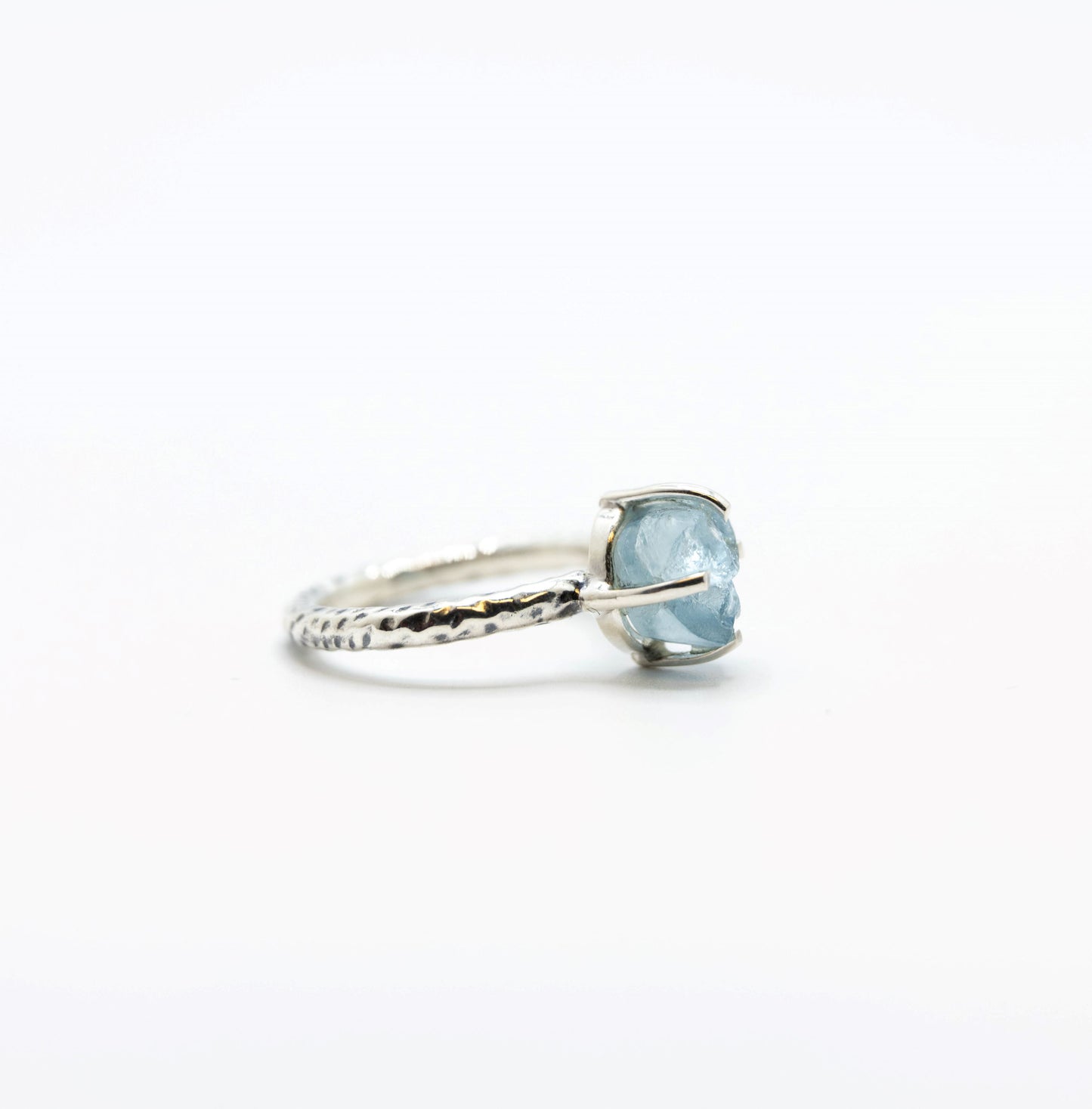 Aquamarine Hammered Band Crystal Ring .925