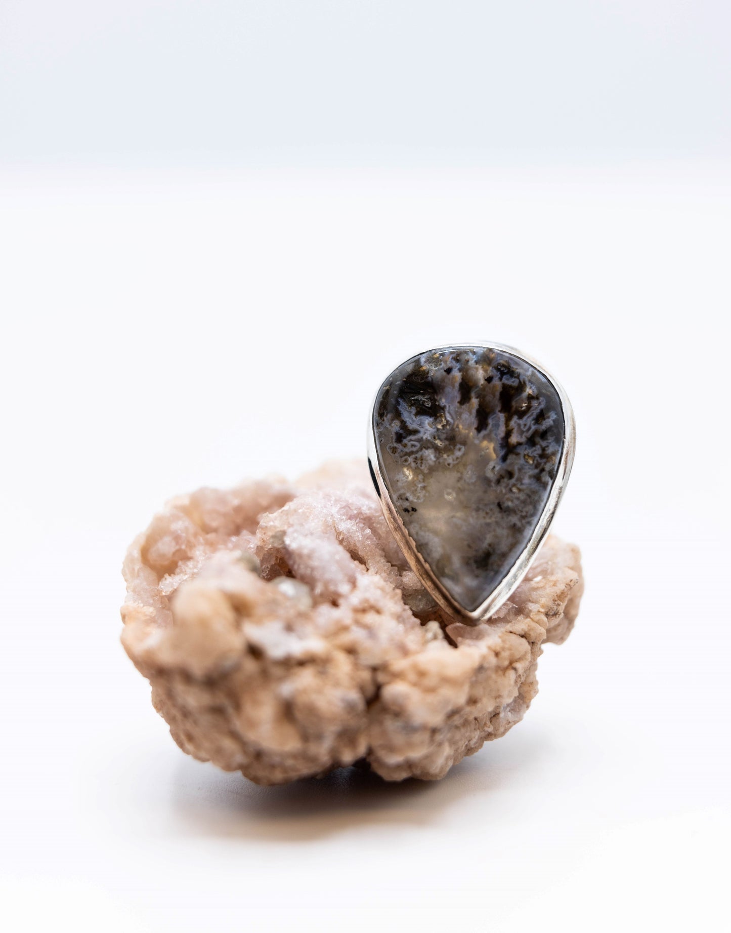 Dendrite Agate Large Teardrop Cocktail Ring .925