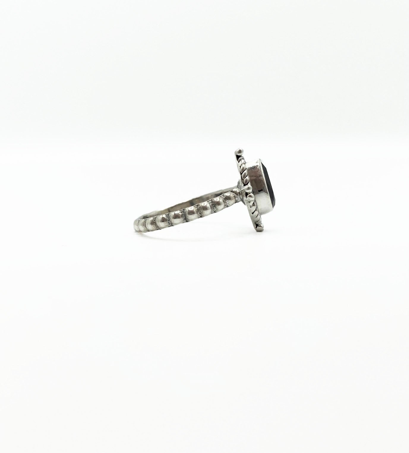 Garnet Braided Teardrop Ring .925