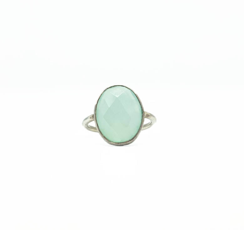 Faceted Chalcedony .925 Ring Round Large