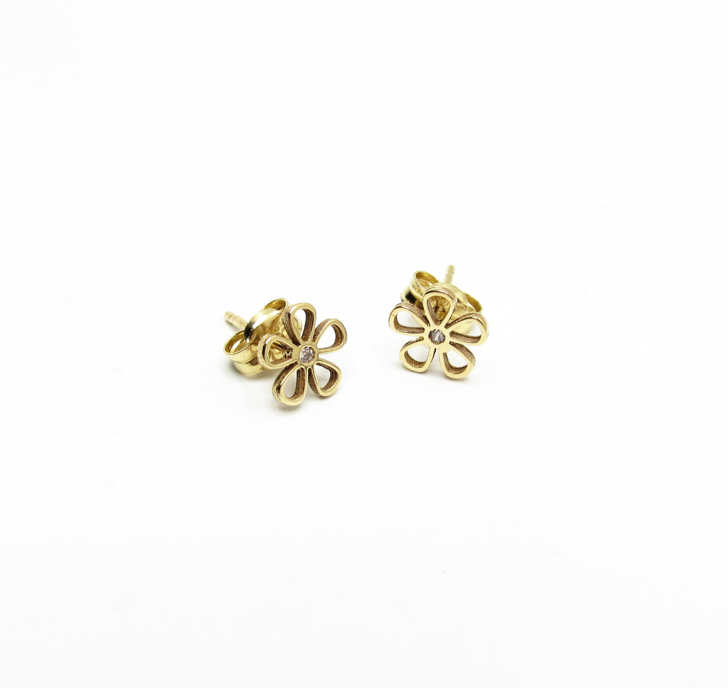 Flower Outline Studs 14K Gold