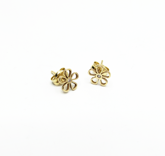 Flower Outline Studs 14K Gold