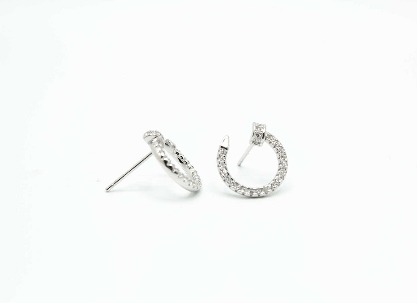 Horseshoe CZ Stud .925