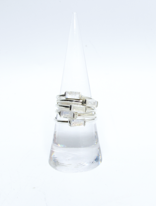 Rainbow Moonstone Petite Signet Ring – Sterling Silver