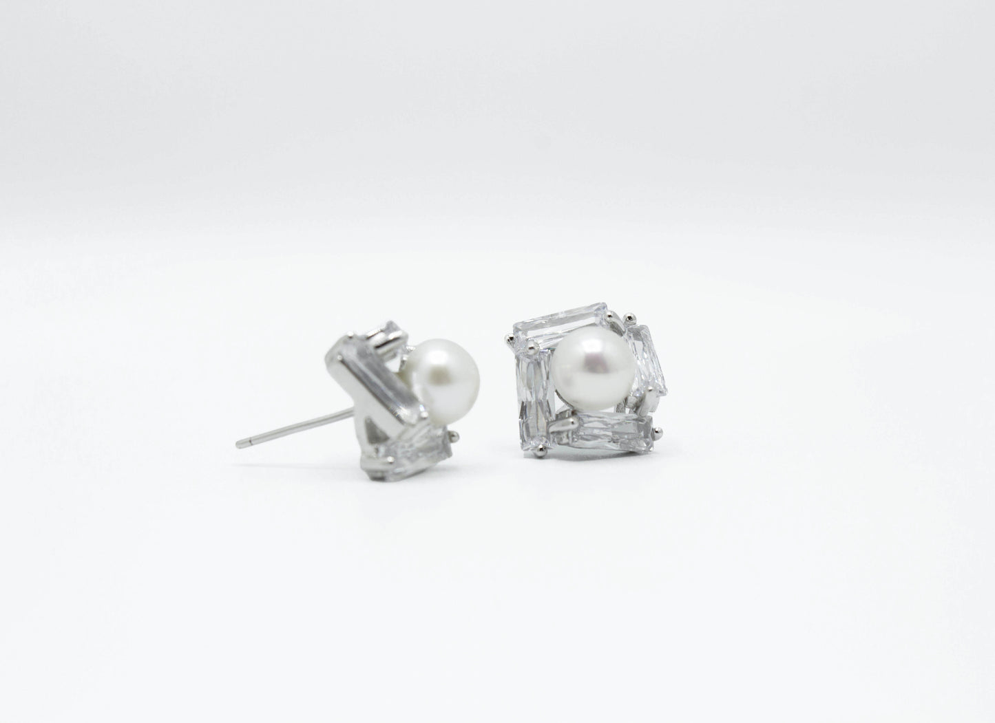 Freshwater Pearl CZ Baguette Cluster Stud .925