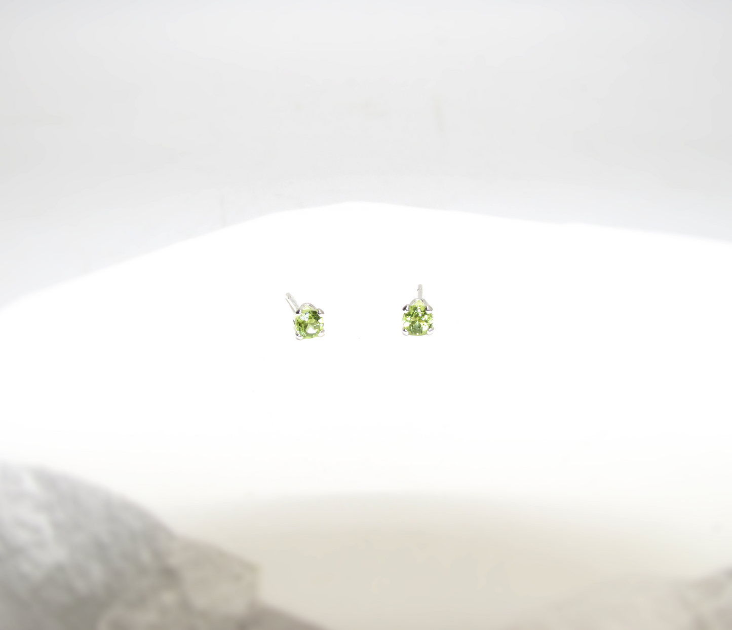 Peridot Birthstone Stud Earrings – Sterling Silver