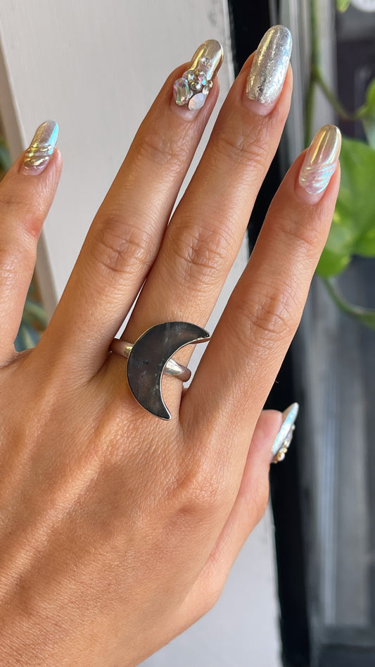 Labradorite Crescent Moon Ring .925