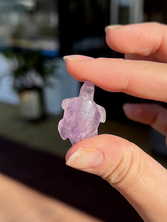 Hand Carved Mini Amethyst Turtle