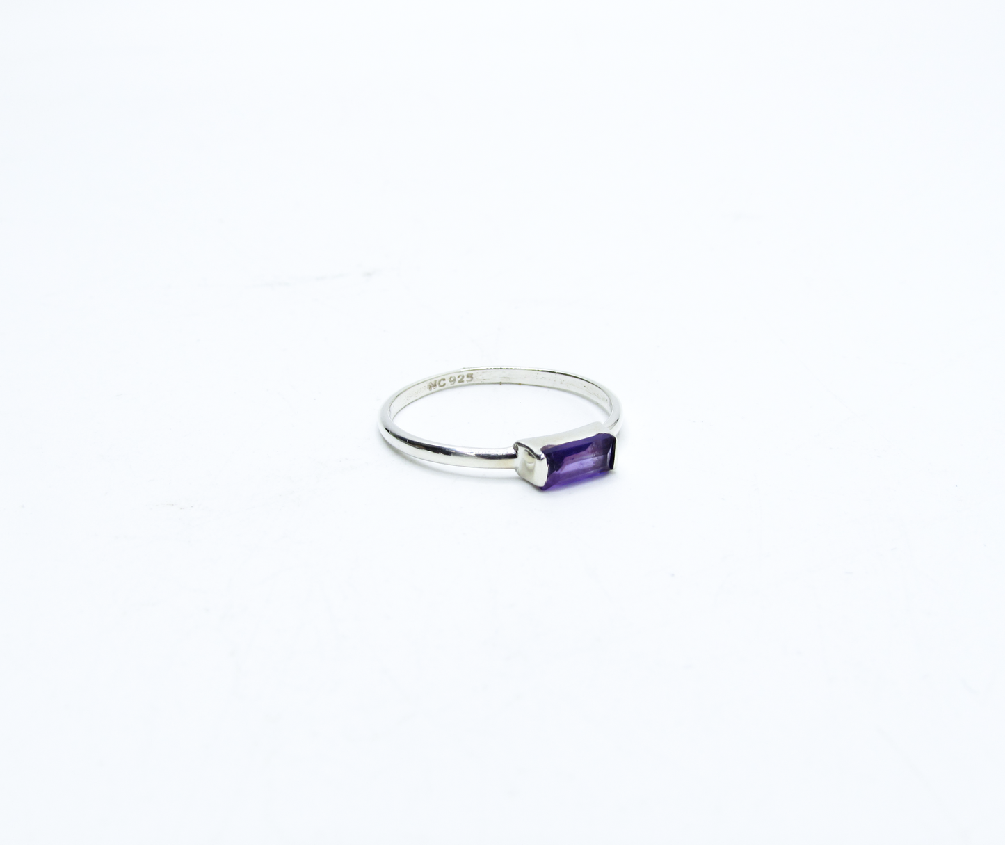 Amethyst Petite Signet Ring – Sterling Silver .925