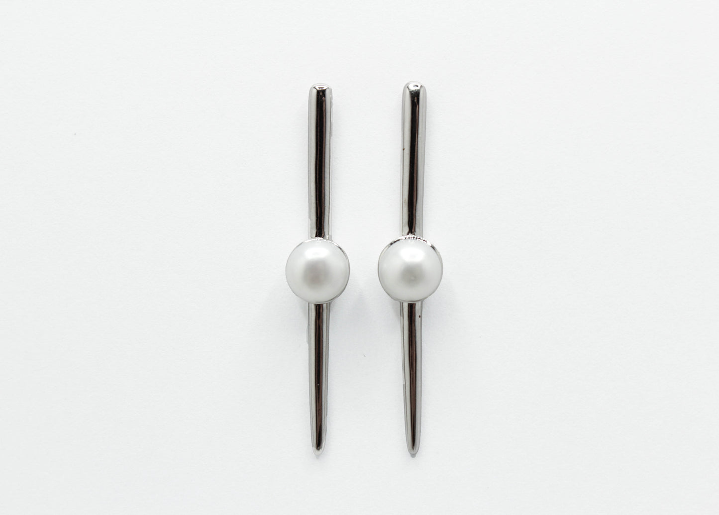 Icicle Pearl Drop Earrings .925