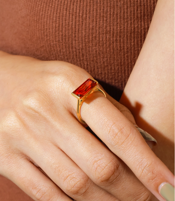 Crimson Garnet Rectangle Ring - 6