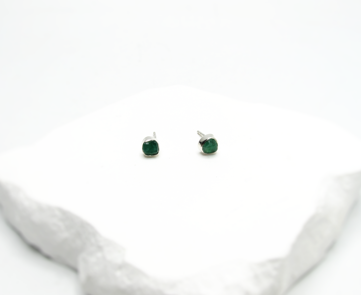 Emerald Birthstone Stud Earrings – Sterling Silver