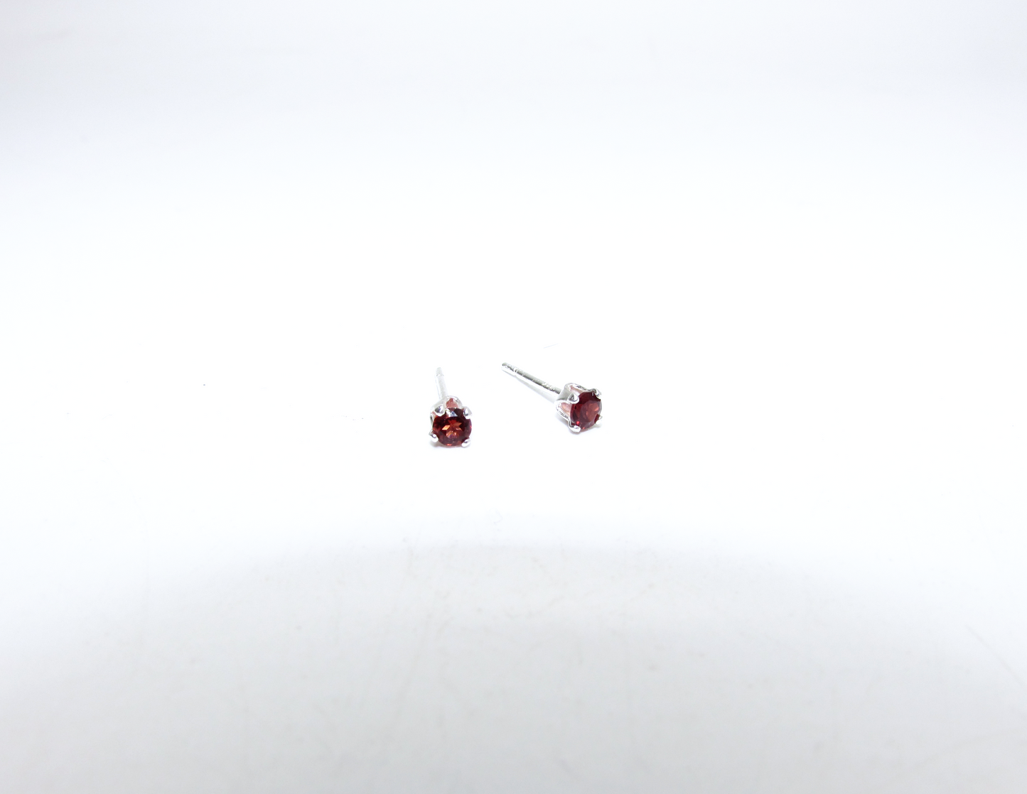Garnet Birthstone Stud Earrings – Sterling Silver