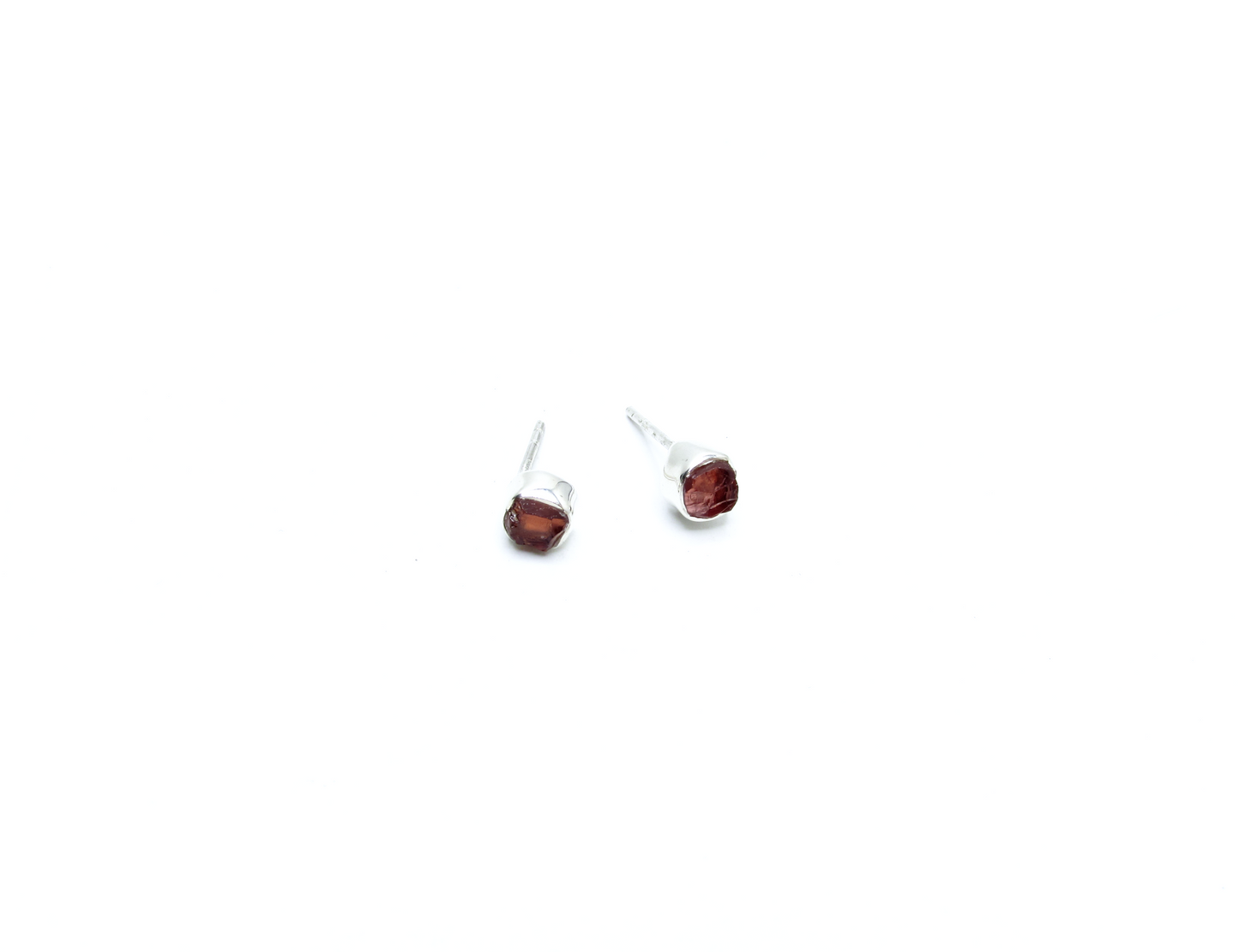 Garnet Birthstone Stud Earrings – Sterling Silver