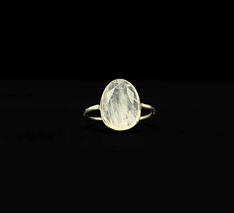 Faceted Moonstone .925 Ring Round Small