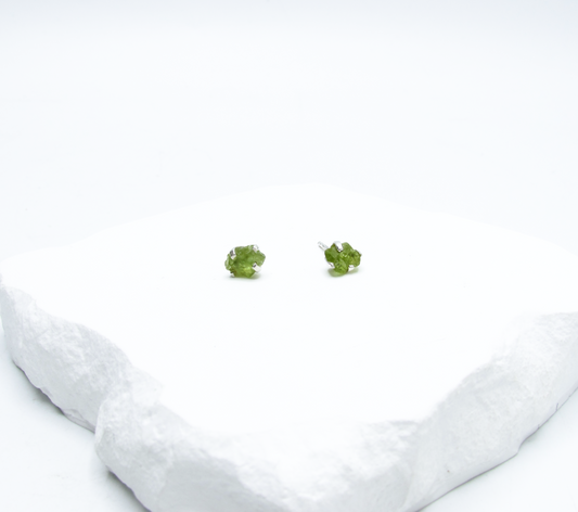 Peridot Birthstone Stud Earrings – Sterling Silver