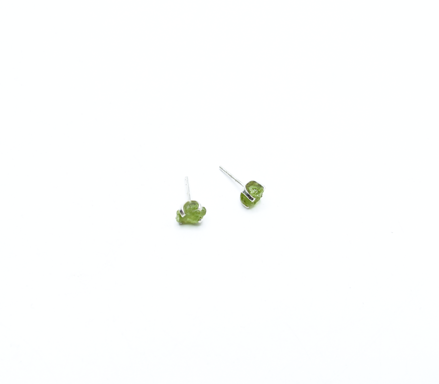 Peridot Birthstone Stud Earrings – Sterling Silver