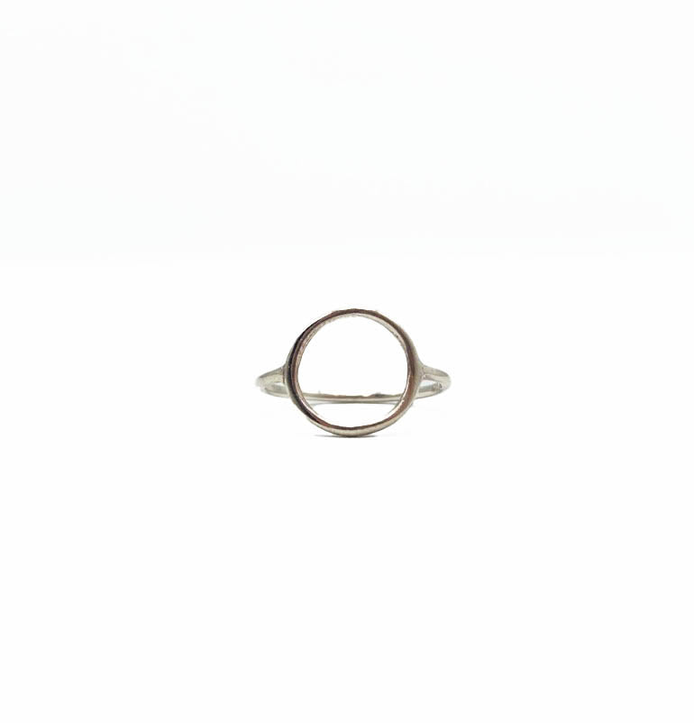 Thin Circle Ring Six .925